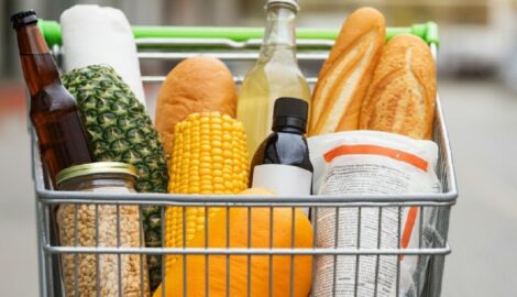 Рост цен на минимальный набор продуктов в Новосибирске осенью 2024 года: увеличение на 7,7%