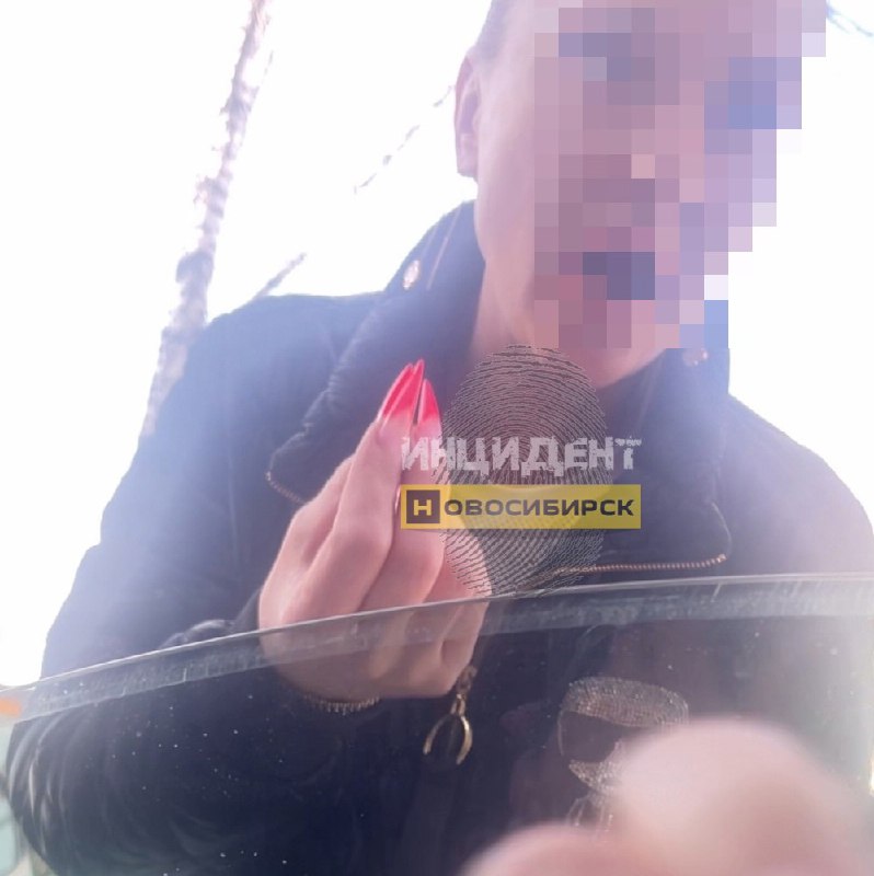 В Новосибирске конфликт из-за парковки перерос в умышленное ДТП