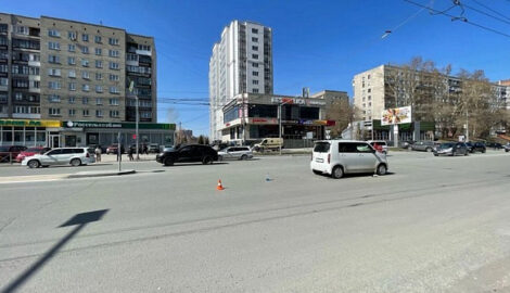 В Новосибирске школьник попал под колеса авто на пешеходном переходе: ребенок в больнице