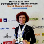 Триумф силы и духа: Представительница Новосибирска покорила Чемпионат мира по пауэрлифтингу среди слабовидящих